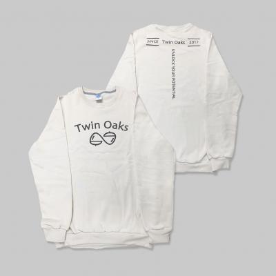 Twin Oaks00